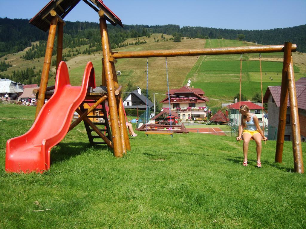 Penzion Deny Ždiar エクステリア 写真